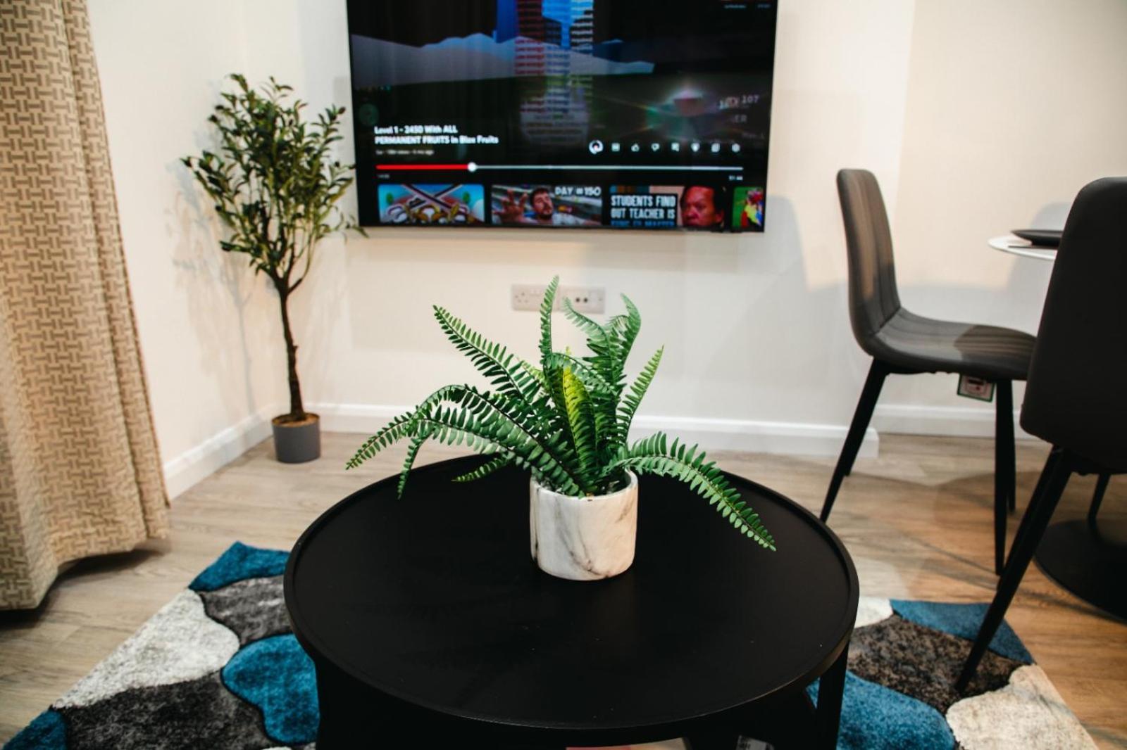 City Centre Luxury Apartment Belfast Esterno foto